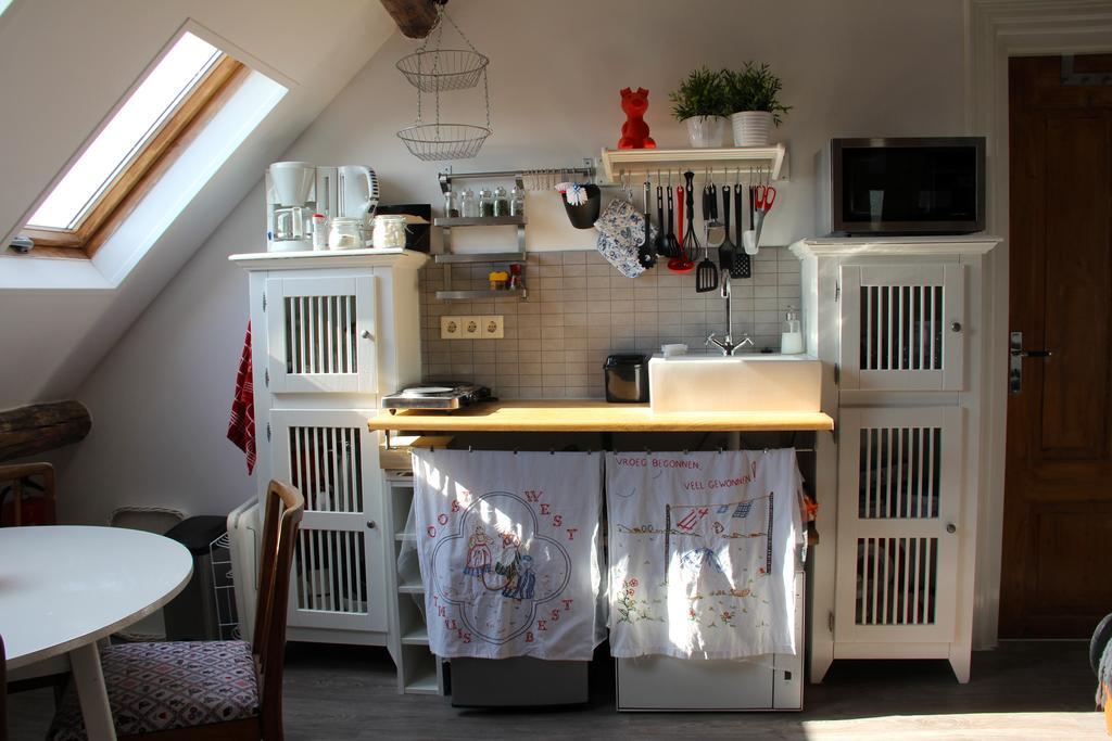 Boerderij De Zalm Bed and Breakfast Schalkwijk Δωμάτιο φωτογραφία